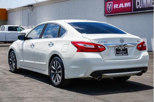 2017 Nissan Altima 2.5 SV