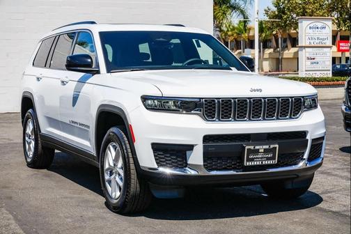 2025 Jeep Grand Cherokee L Laredo