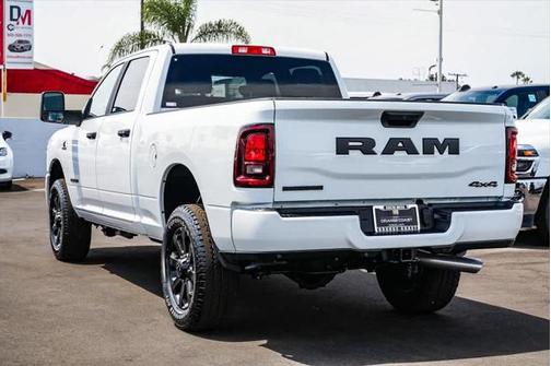 2025 RAM 2500 Big Horn Crew Cab 4x4 6'4' Box