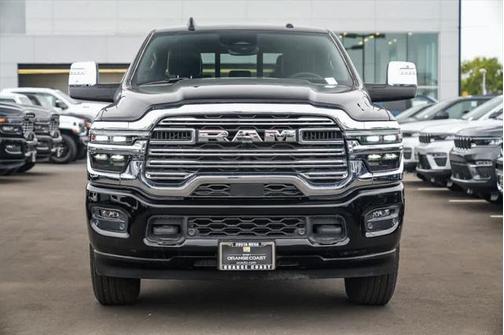 2025 RAM 2500 Laramie Crew Cab 4x4 6'4' Box