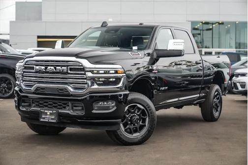 2025 RAM 2500 Laramie Crew Cab 4x4 6'4' Box