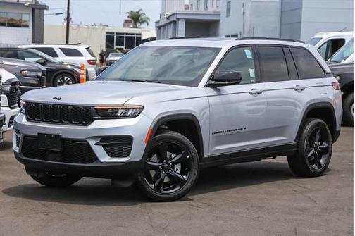2025 Jeep Grand Cherokee Altitude