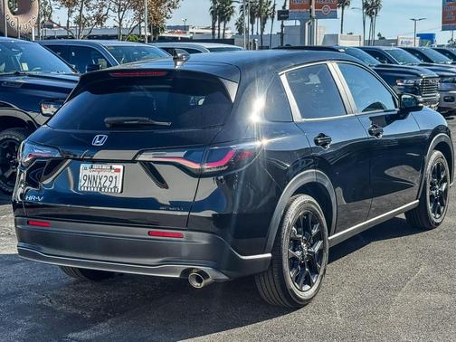 2025 Honda HR-V 2WD Sport