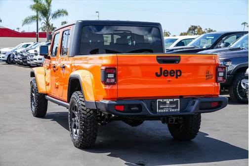 2025 Jeep Gladiator Willys