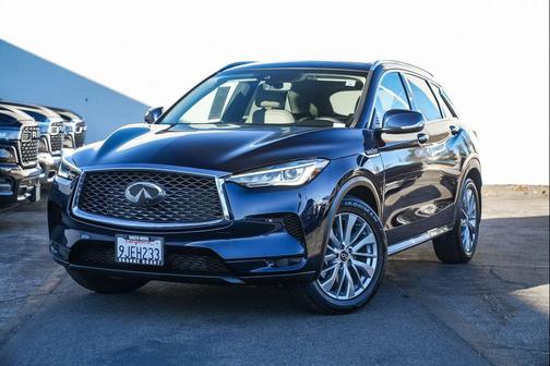 2023 INFINITI QX50 LUXE