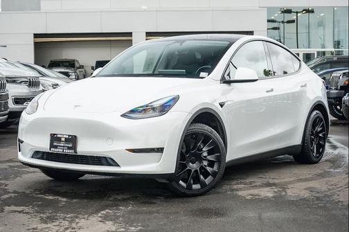 2024 Tesla Model Y Long Range Single Motor Rear-Wheel Drive