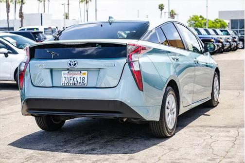 2016 Toyota Prius Two