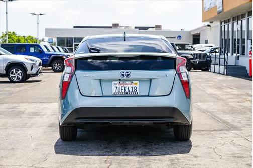 2016 Toyota Prius Two