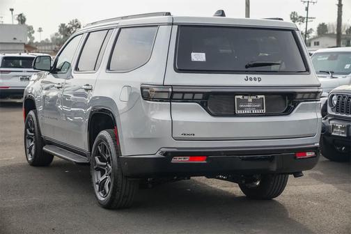 2026 Jeep Grand Wagoneer Limited Altitude 4x4