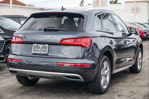 2018 Audi Q5 2.0T Tech Premium