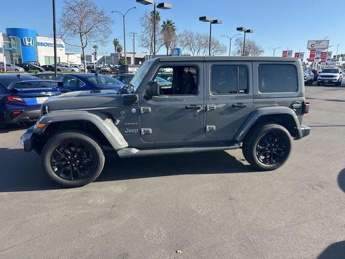 2023 Jeep Wrangler 4xe Sahara