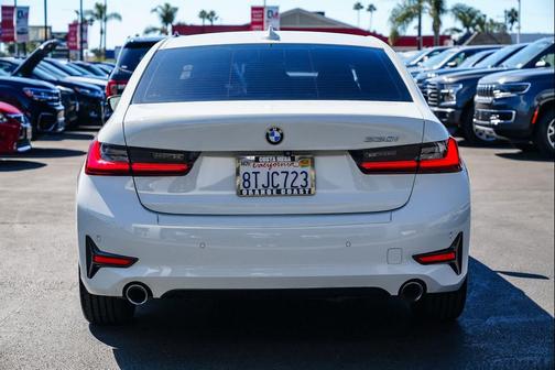 2021 BMW 330 330i