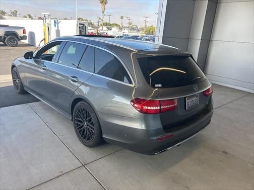 2017 Mercedes-Benz E-Class 4MATIC
