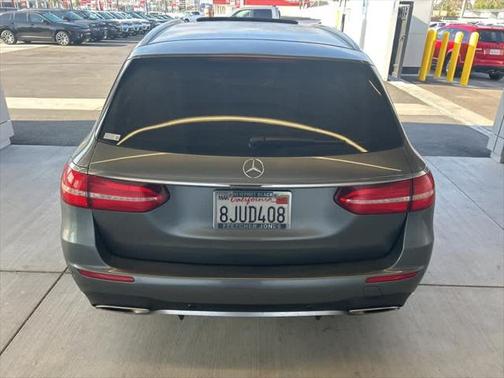 2017 Mercedes-Benz E-Class 4MATIC