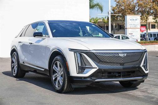 2024 Cadillac LYRIQ Tech