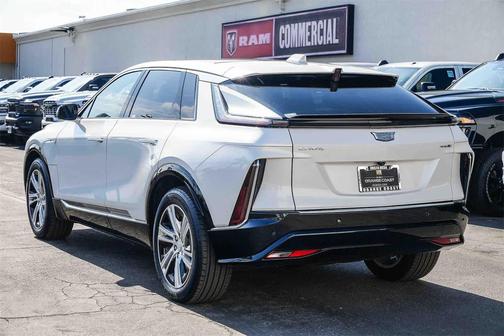 2024 Cadillac LYRIQ Tech