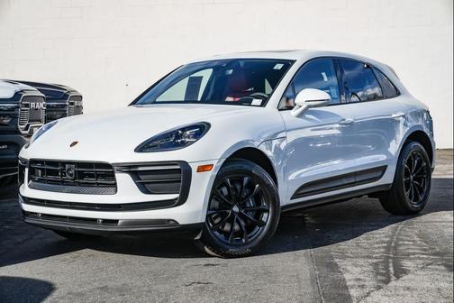 2023 Porsche Macan AWD