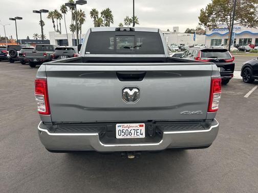 2024 RAM 2500 Tradesman Crew Cab 4x4 6'4' Box