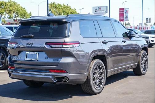 2025 Jeep Grand Cherokee L Summit