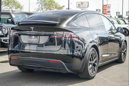 2022 Tesla Model X Dual Motor All-Wheel Drive
