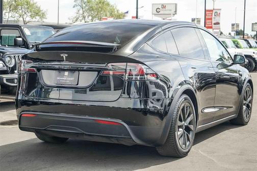 2022 Tesla Model X Dual Motor All-Wheel Drive