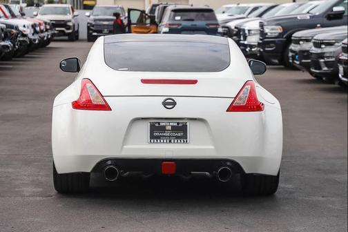 Pearl White 2013 Nissan 370Z Base