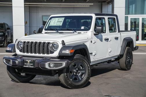 2026 Jeep Gladiator Sport