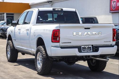 Bright White Clearcoat 2026 RAM 2500 Laramie Crew Cab 4x4 6'4' Box