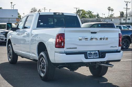 2026 RAM 2500 Laramie Crew Cab 4x4 6'4' Box