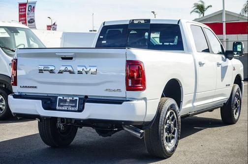 2026 RAM 2500 Laramie Crew Cab 4x4 6'4' Box