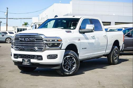 2026 RAM 2500 Laramie Crew Cab 4x4 6'4' Box