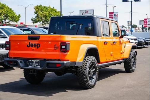 2025 Jeep Gladiator Willys