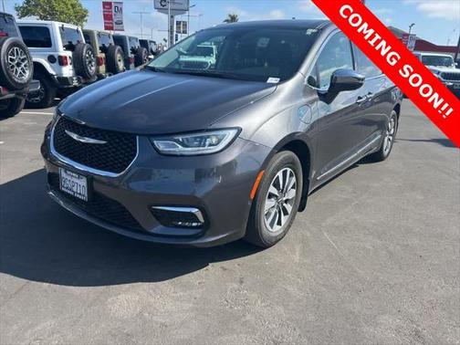2022 Chrysler Pacifica Hybrid Limited