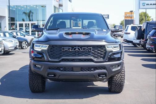 Diamond Black Crystal Pearlcoat 2026 RAM 1500 RHO Crew Cab 4x4 5'7' Box