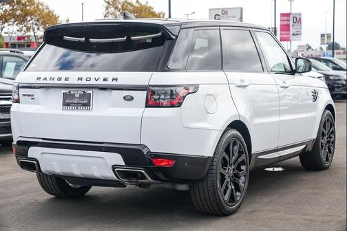 2022 Land Rover Range Rover Sport HSE Silver Edition