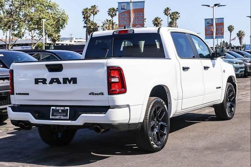 Bright White Clearcoat 2026 RAM 1500 Laramie
