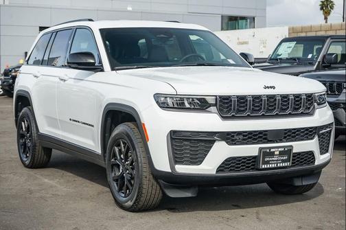 2026 Jeep Grand Cherokee Altitude