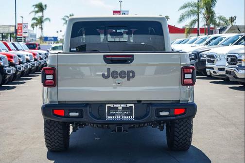 Gobi Clearcoat 2020 Jeep Gladiator Rubicon