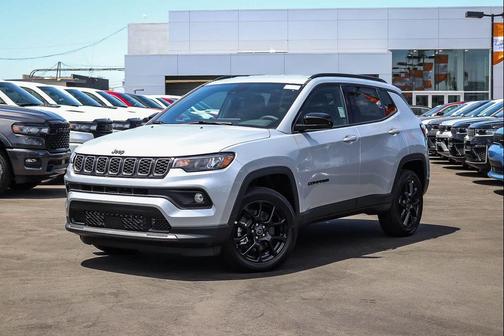 Silver Zynith Metallic Clearcoat 2026 Jeep Compass Sport