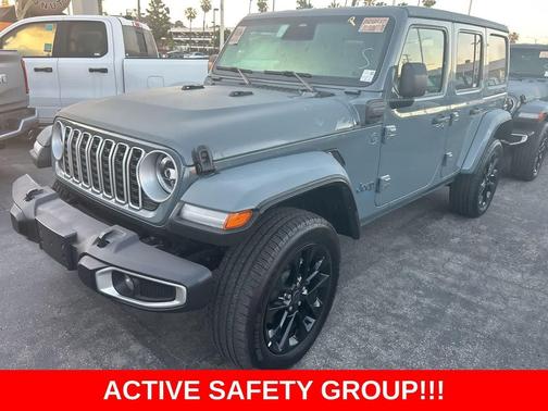 2025 Jeep Wrangler 4xe Sahara