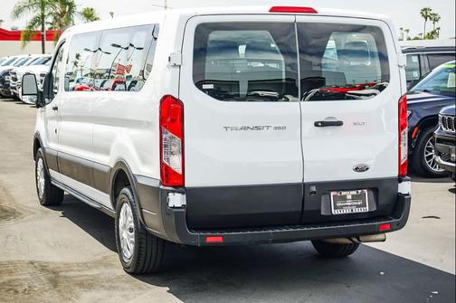 Oxford White 2022 Ford Transit-350 XLT