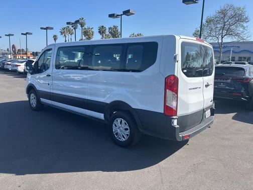 2022 Ford Transit-350 XLT