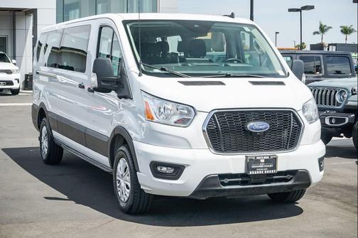 Oxford White 2022 Ford Transit-350 XLT