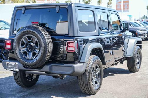 2025 Jeep Wrangler Sport