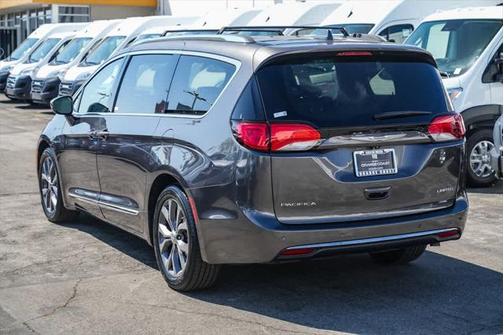 2017 Chrysler Pacifica Limited