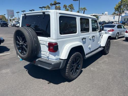 2022 Jeep Wrangler Unlimited 4xe Sahara
