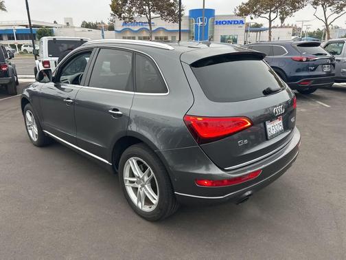 2017 Audi Q5 2.0T Premium Plus