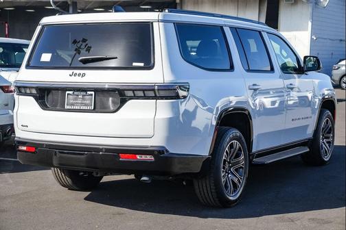 2026 Jeep Grand Wagoneer 4x4