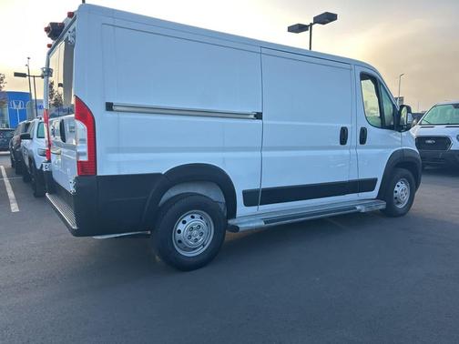 2023 RAM ProMaster 2500 Base
