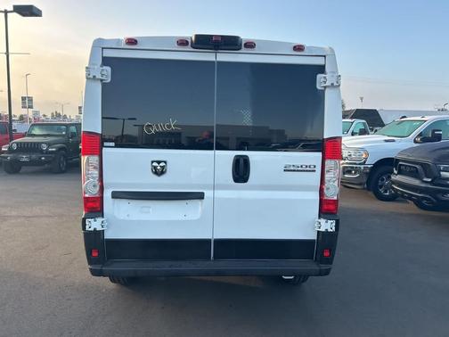 2023 RAM ProMaster 2500 Base